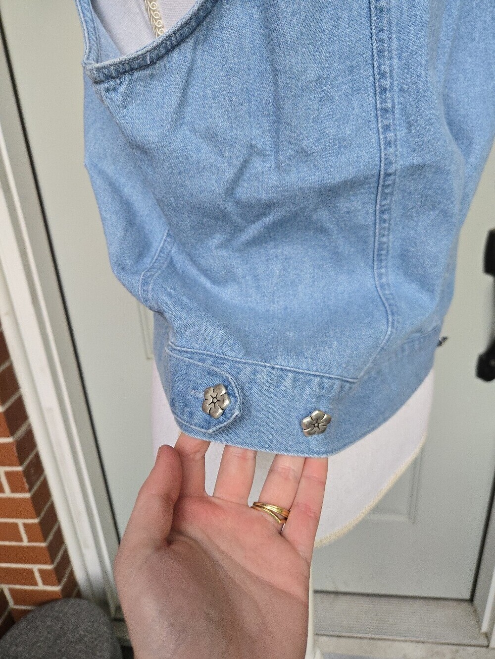 Stonebridge Vintage Denim Vest Floral Trim - Picture 2 of 5